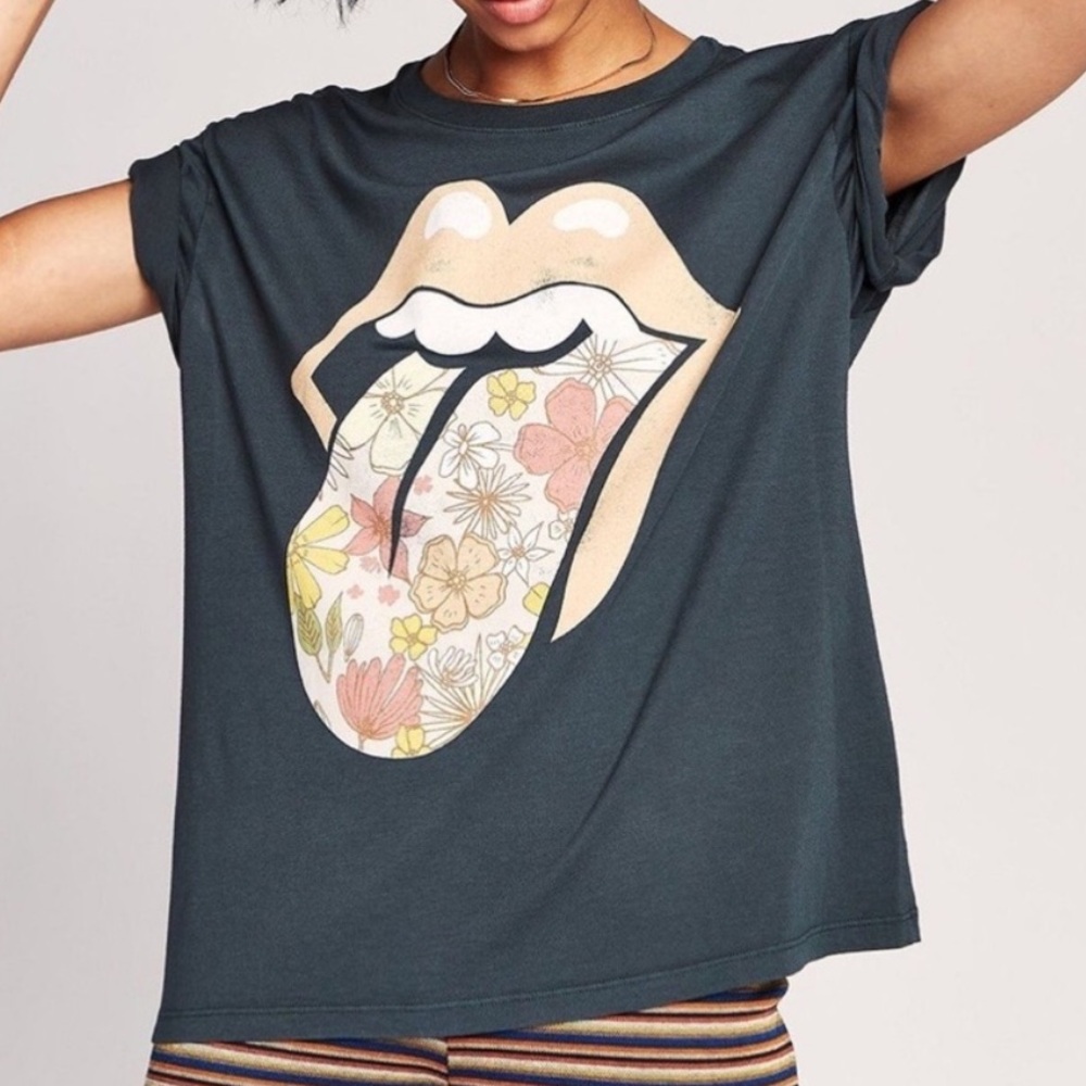 Daydreamer Free People Charcoal Graphic Rolling Stones Floral Tongue Tee XS